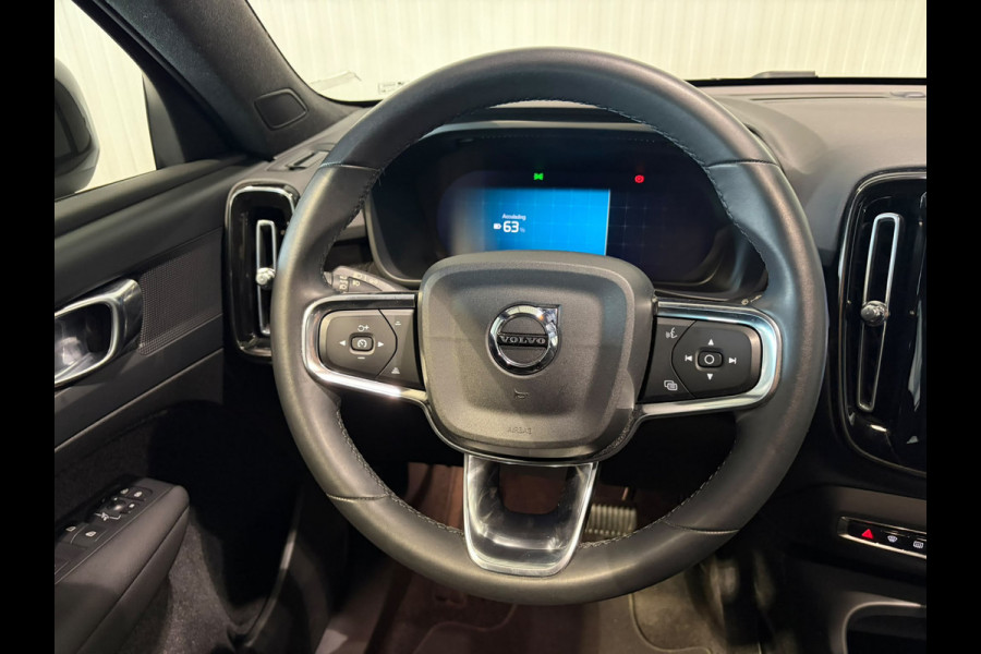 Volvo XC40 Recharge 69 kWh Stoelverwarming Parkeercamera Warmtepomp 231pk