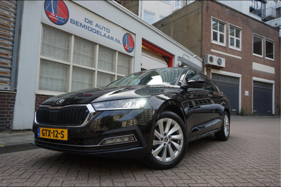 Škoda Octavia Combi 1.0 e-TSI Sport Business | Sfeerverlichting | Virtual cockpit | Cruise + Lane | Apple/ Android | BTW