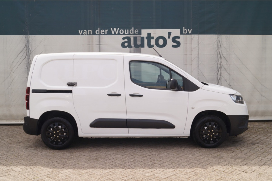 Toyota PROACE CITY 1.5 D-4D Professional -NAVI-3persoons-TREKHAAK-PDC-