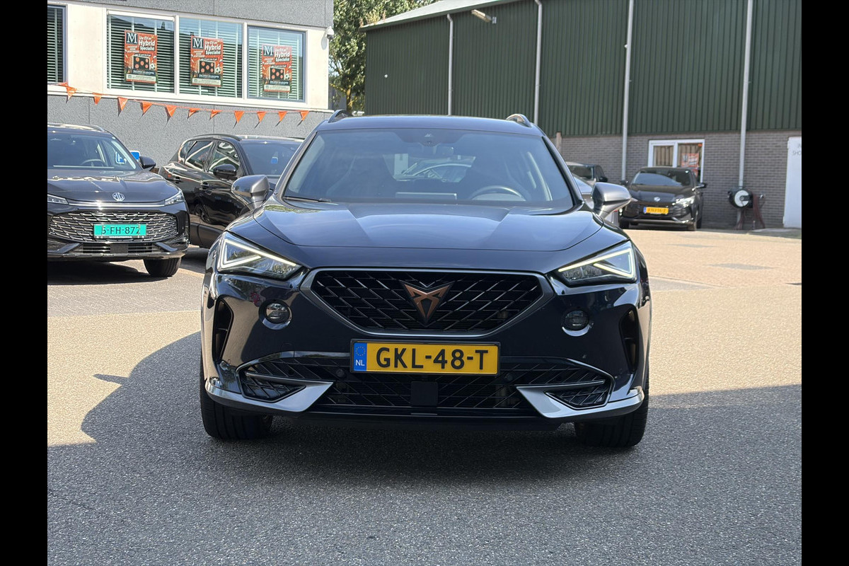 CUPRA Formentor 1.4 e-Hybrid VZ Copper Edition VAN €29.900,- NU VOOR SLECHTS €28.440,- Uw LENTEVOORDEEL €1.460,-| CUPRA KNOPPEN| ELEK. ACHTERKLEP | MEMORY STOEL|  ACHTERUITRIJCAMERA | ADAPT. CRUISE CONTROL | STOEL + STUURVERWARMING| RIJKLAARPRIJS INCL. 12 MND BOVAG GARANTIE