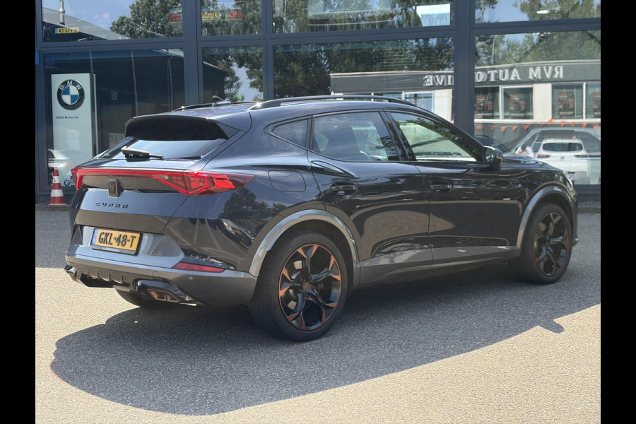 CUPRA Formentor 1.4 e-Hybrid VZ Copper Edition VAN €29.900,- NU VOOR SLECHTS €28.440,- Uw LENTEVOORDEEL €1.460,-| CUPRA KNOPPEN| ELEK. ACHTERKLEP | MEMORY STOEL|  ACHTERUITRIJCAMERA | ADAPT. CRUISE CONTROL | STOEL + STUURVERWARMING| RIJKLAARPRIJS INCL. 12 MND BOVAG GARANTIE