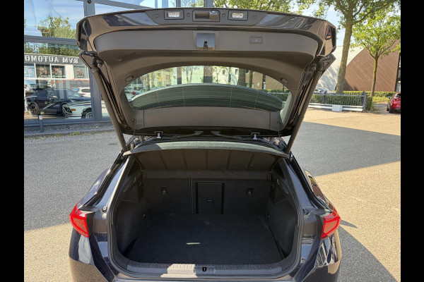 CUPRA Formentor 1.4 e-Hybrid VZ Copper Edition VAN €29.900,- NU VOOR SLECHTS €28.440,- Uw LENTEVOORDEEL €1.460,-| CUPRA KNOPPEN| ELEK. ACHTERKLEP | MEMORY STOEL|  ACHTERUITRIJCAMERA | ADAPT. CRUISE CONTROL | STOEL + STUURVERWARMING| RIJKLAARPRIJS INCL. 12 MND BOVAG GARANTIE