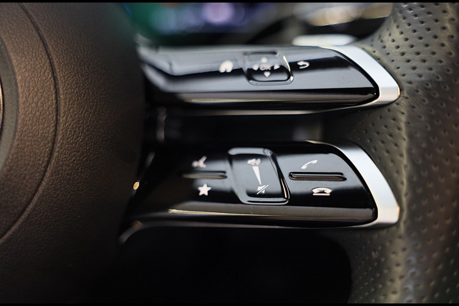 Mercedes-Benz C-Klasse 300 e AMG 63 Look / Head Up / 360 Camera / Acc / Lane Assist / BURMESTER / Elek Stoelen / Memory / Pano