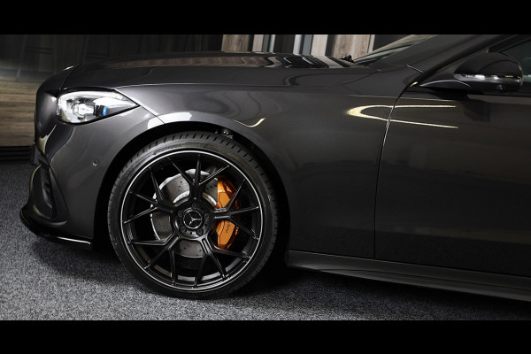 Mercedes-Benz C-Klasse 300 e AMG 63 Look / Head Up / 360 Camera / Acc / Lane Assist / BURMESTER / Elek Stoelen / Memory / Pano