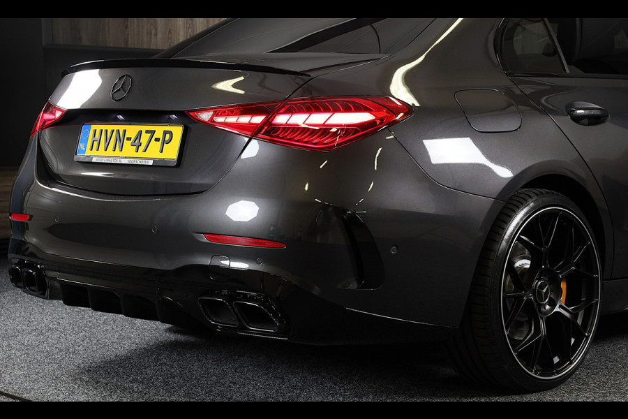 Mercedes-Benz C-Klasse 300 e AMG 63 Look / Head Up / 360 Camera / Acc / Lane Assist / BURMESTER / Elek Stoelen / Memory / Pano