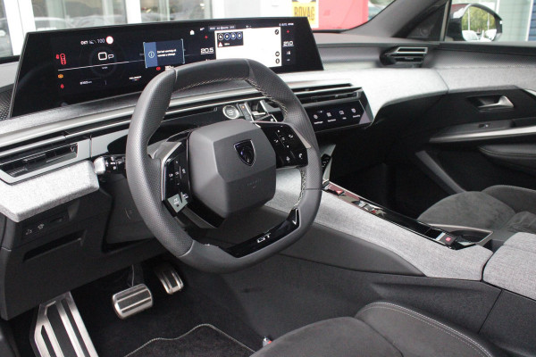 Peugeot 3008 1.2 Hybrid 145PK AUTOMAAT GT | PANORAMA SCHUIF/KANTEL DAK MET CLEAN CABIN | 360° VISION & DRIVE ASSIST PLUS PACK: ANTI DIEFSTAL ALARM MET SUPERVERGRENDELING/VISEOPARK 360° HD CAMERA'S/BUITENSPIEGELS MET KANTELFUNCTIE/DRIVE ASSIST 2.0 (SEMI AUTONOOM RIJDEN)/LANE POSITIONING ASSIST/SEMI AUTOMATED LANE CHANGE ASSIST/REAR CROSS TRAFFIC ALERT/DODEHOEK DETECTIE | ALCANTARA EXECUTIVE INTERIOR: BEKLEDING ALCANTARA/KUNSTLEDER AFGEWERKT MET STIKSELS/AGR BESTUUDERSSTOEL EN PASSAGIERSSTOEL ELEKTRISCH VERSTELBAAR MET GEHEUGENFUNCTIE OP DE BESTUUDERSSTOEL/VERWARMBARE VOORSTOELEN MET