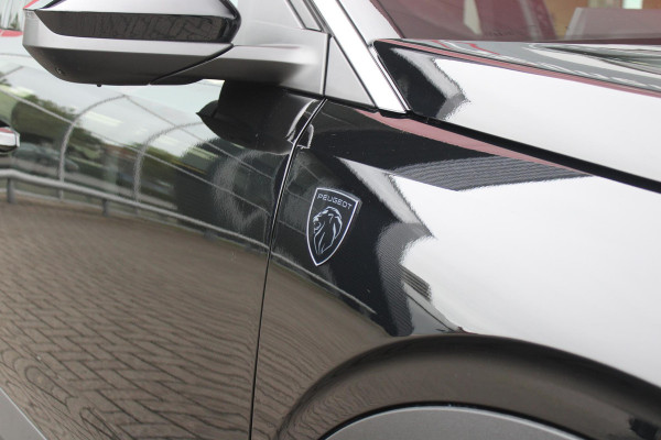 Peugeot 3008 1.2 Hybrid 145PK AUTOMAAT GT | PANORAMA SCHUIF/KANTEL DAK MET CLEAN CABIN | 360° VISION & DRIVE ASSIST PLUS PACK: ANTI DIEFSTAL ALARM MET SUPERVERGRENDELING/VISEOPARK 360° HD CAMERA'S/BUITENSPIEGELS MET KANTELFUNCTIE/DRIVE ASSIST 2.0 (SEMI AUTONOOM RIJDEN)/LANE POSITIONING ASSIST/SEMI AUTOMATED LANE CHANGE ASSIST/REAR CROSS TRAFFIC ALERT/DODEHOEK DETECTIE | ALCANTARA EXECUTIVE INTERIOR: BEKLEDING ALCANTARA/KUNSTLEDER AFGEWERKT MET STIKSELS/AGR BESTUUDERSSTOEL EN PASSAGIERSSTOEL ELEKTRISCH VERSTELBAAR MET GEHEUGENFUNCTIE OP DE BESTUUDERSSTOEL/VERWARMBARE VOORSTOELEN MET