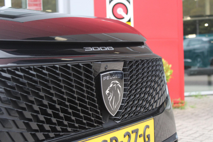 Peugeot 3008 1.2 Hybrid 145PK AUTOMAAT GT | PANORAMA SCHUIF/KANTEL DAK MET CLEAN CABIN | 360° VISION & DRIVE ASSIST PLUS PACK: ANTI DIEFSTAL ALARM MET SUPERVERGRENDELING/VISEOPARK 360° HD CAMERA'S/BUITENSPIEGELS MET KANTELFUNCTIE/DRIVE ASSIST 2.0 (SEMI AUTONOOM RIJDEN)/LANE POSITIONING ASSIST/SEMI AUTOMATED LANE CHANGE ASSIST/REAR CROSS TRAFFIC ALERT/DODEHOEK DETECTIE | ALCANTARA EXECUTIVE INTERIOR: BEKLEDING ALCANTARA/KUNSTLEDER AFGEWERKT MET STIKSELS/AGR BESTUUDERSSTOEL EN PASSAGIERSSTOEL ELEKTRISCH VERSTELBAAR MET GEHEUGENFUNCTIE OP DE BESTUUDERSSTOEL/VERWARMBARE VOORSTOELEN MET