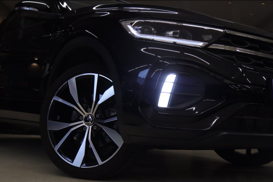 Volkswagen T-Roc 1.5 TSI R-Line 3X R-LINE/PANO/IQ/CARPLAY/CAM/KEYLES/VOL