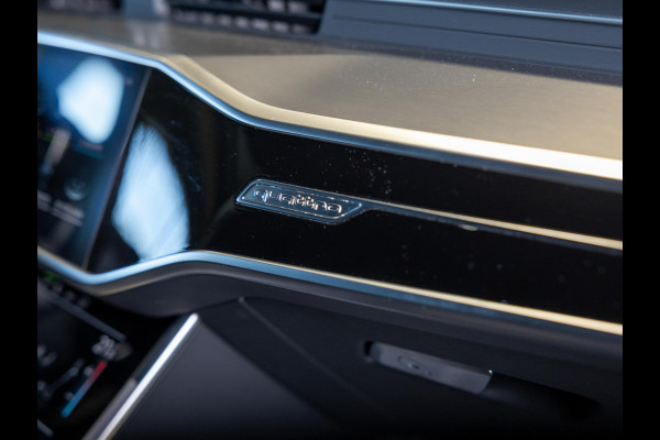 Audi A6 Avant 55 TFSI e quattro 3x S-Line Competition / 367pk / Trekhaak / B&O / Dodehoek herkenning / Adaptieve cruise control /