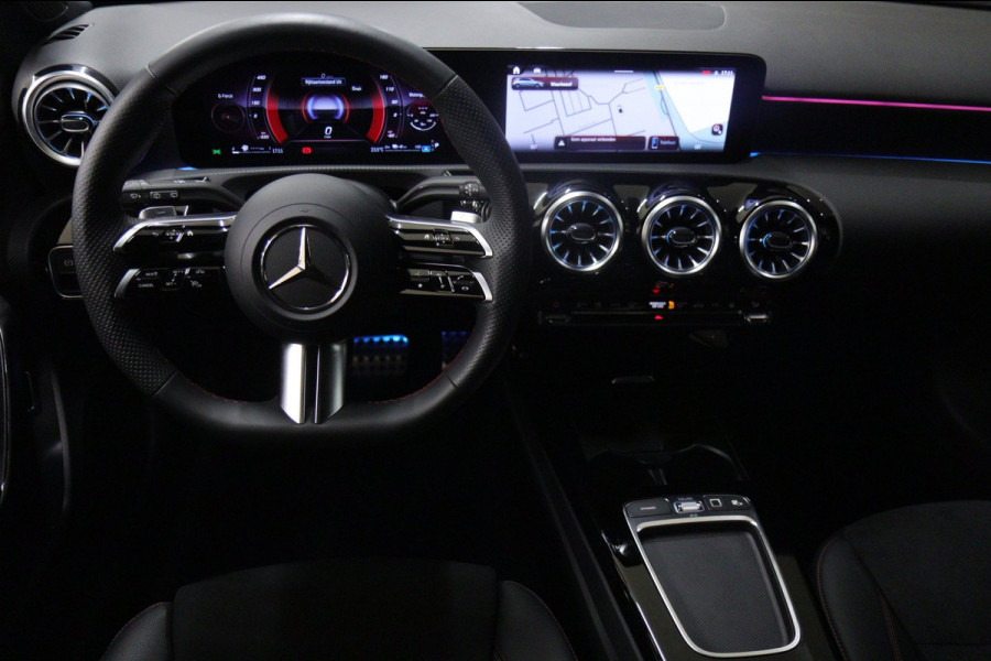 Mercedes-Benz A-Klasse 250 e PANO/CARPLAY/STOELVER/SFEER/STOELVER/VOL