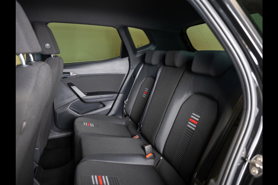 Seat Arona 1.0 TSI Xcellence Business Intense / 116pk / Automatische klimaatregeling / Cruise control /