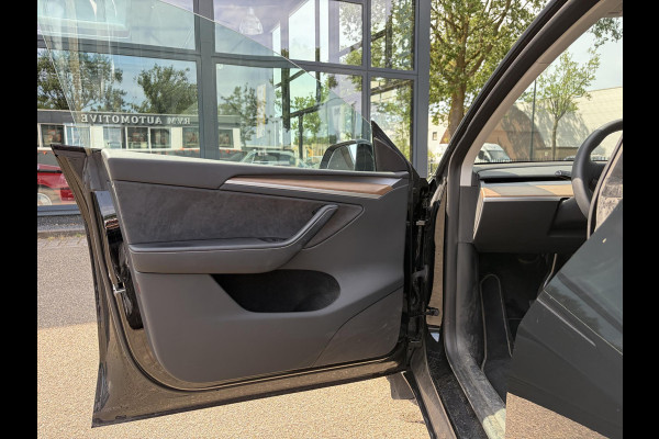 Tesla Model Y Long Range AWD 75 kWh SOH 95% | TESLA FABRIEKSGARANTIE TOT 2028/ 80.000KM! | FABRIEKSGARANTIE OP ACCU & AANDRIJFLIJN TOT 2032 OF 192.000 KM | BTW VERREKENBAAR