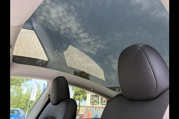Tesla Model Y Long Range AWD 75 kWh SOH 95% | TESLA FABRIEKSGARANTIE TOT 2028/ 80.000KM! | FABRIEKSGARANTIE OP ACCU & AANDRIJFLIJN TOT 2032 OF 192.000 KM | BTW VERREKENBAAR