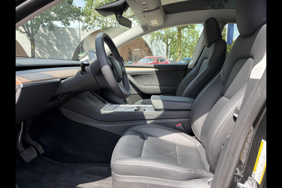 Tesla Model Y Long Range AWD 75 kWh SOH 95% | TESLA FABRIEKSGARANTIE TOT 2028/ 80.000KM! | FABRIEKSGARANTIE OP ACCU & AANDRIJFLIJN TOT 2032 OF 192.000 KM | BTW VERREKENBAAR