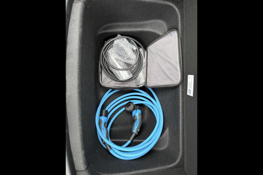 Tesla Model Y Long Range AWD 75 kWh SOH 95% | TESLA FABRIEKSGARANTIE TOT 2028/ 80.000KM! | FABRIEKSGARANTIE OP ACCU & AANDRIJFLIJN TOT 2032 OF 192.000 KM | BTW VERREKENBAAR