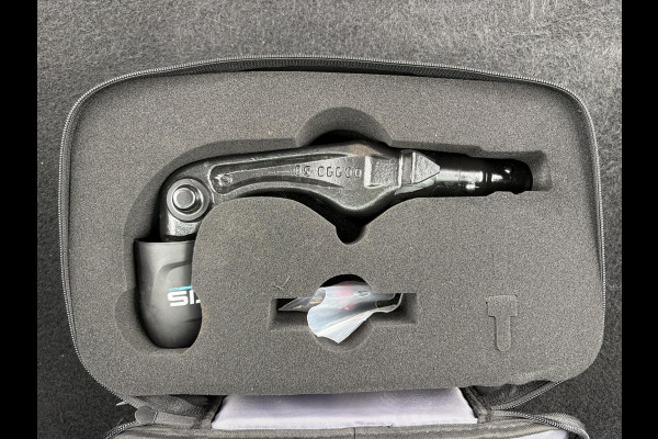 Tesla Model Y Long Range AWD 75 kWh SOH 95% | TESLA FABRIEKSGARANTIE TOT 2028/ 80.000KM! | FABRIEKSGARANTIE OP ACCU & AANDRIJFLIJN TOT 2032 OF 192.000 KM | BTW VERREKENBAAR