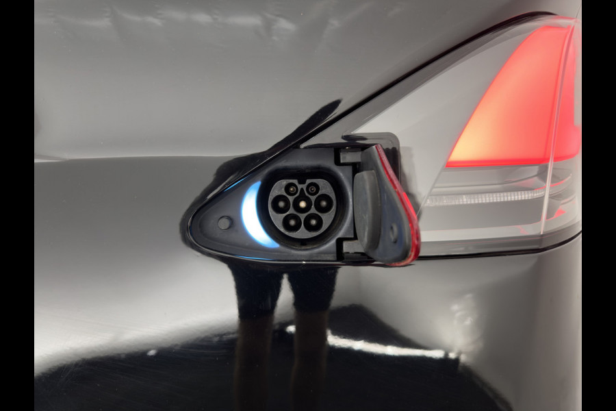 Tesla Model X 100D [ 6-Pers. ] [3-Fase-11kW] {SoH-81%} Aut. *PANO-WINDOW | AUTO-PILOT | LEATHER-FABRIC | NAVI-FULLMAP | FULL-LED | AIR-SUSPENSION | DIGI-COCKPIT | CCS-FASTLOADER | KEYLESS | DAB+ | HEATED-SPORTSEATS | PRIVACY-GLASS | 20"ALU*