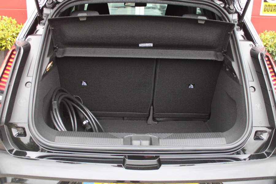 Renault 5 COMFORT RANGE TECHNO 150PK 52 kWh | PACK WINTER TECHNO: ELEKTRISCH VERWARMBARE VOORSTOELEN/ELEKTRISCH VERWARMBAAR STUURWIEL/BESTUUDERSSTOEL MET ELEKTRSCH VERSTELBARE LENDESTEUN/IN HOOGTE VERSTELBARE PASSAGIERSSTOEL | LICHTMETALEN VELGEN 18" | ADAPTIVE CRUISE CONTROL | FULL LED KOPLAMPEN MET FRANSE VLAG | ELEKTRTISCH INKLABARE EN VERWARMBARE BUITENSPIEGELS | ACHTERUITRIJ CAMERA | SFEER VERLICHTING | GOOGLE MAPS NAVIGATIE | DRAADLOZE TELEFOONLADER | PRIVACY GLASS | 100KW SNELLAAD FUNCTIE | DRAADLOZE APPLE CARPLAY/ANDROID AUTO | DAB+ RADIO |