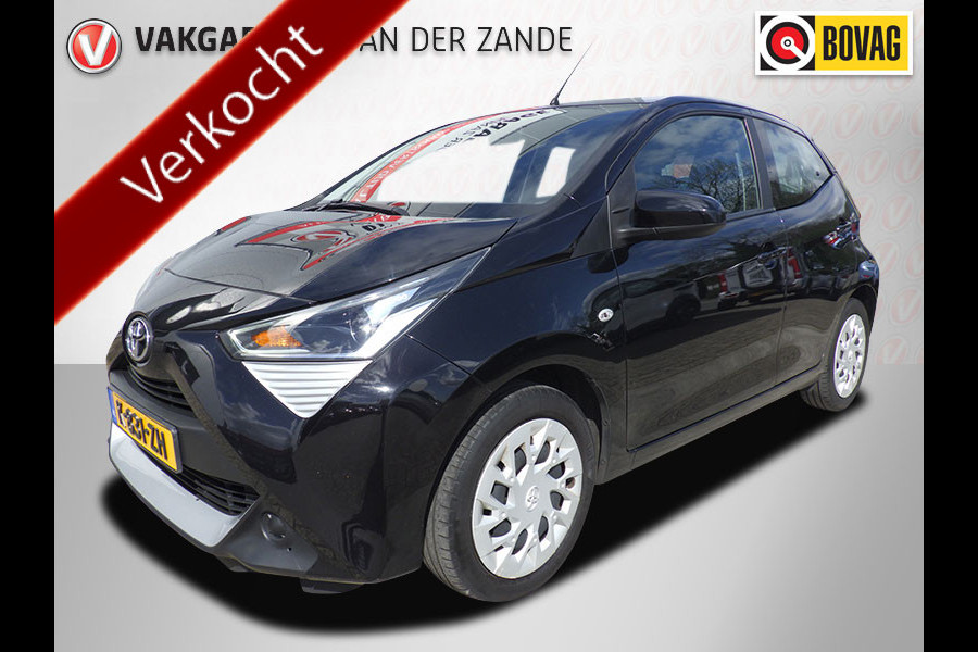 Toyota Aygo 1.0 VVT-i x-play Airco, Carplay, 5 DRS, NL/NAP!