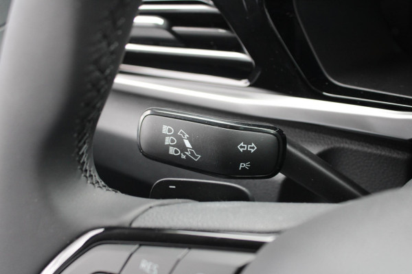 Ford Transit Connect 1.5 EcoBoost PHEV L2 Limited Voorraad! | Stoel + Stuurverwarming | Adaptieve Cruise Control | Led koplampen | Led achterlichten