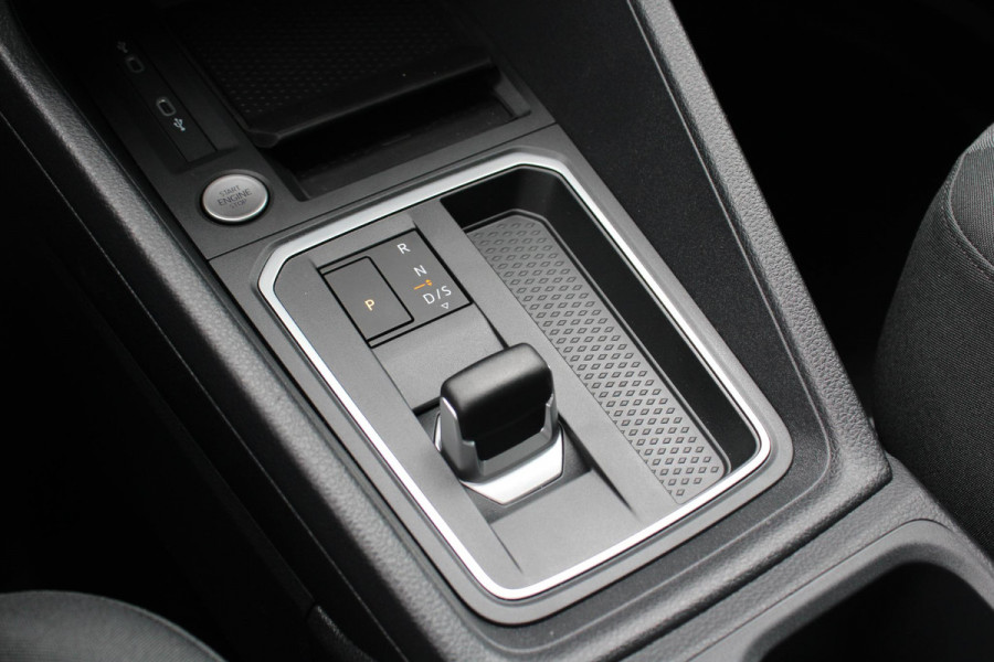 Ford Transit Connect 1.5 EcoBoost PHEV L2 Limited Voorraad! | Stoel + Stuurverwarming | Adaptieve Cruise Control | Led koplampen | Led achterlichten