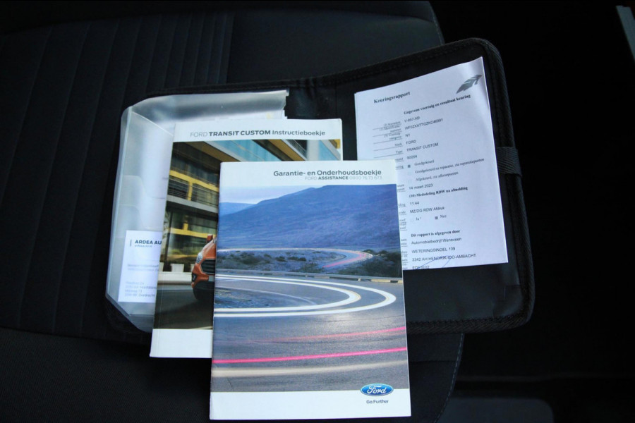 Ford Transit Custom 300 2.0 TDCI L2H1 Limited DC / 5 Pers / Sync 3 / Trekhaak