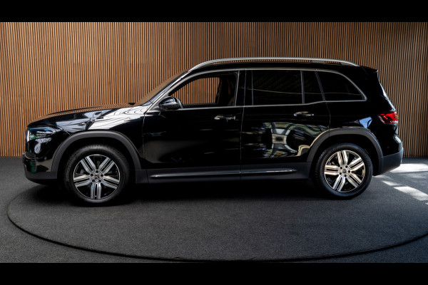 Mercedes-Benz EQB 250 Navi Leer 360° Camera Stoelverwarming PTS LM velgen Zwarte binnenhemel Elektr. bedienbare achterklep BTW auto!  SOH: 96,4%