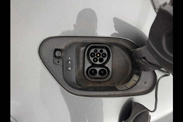 Volkswagen e-Golf E-dition {SoH-90%} (INCL-BTW) Aut.  *ADAPTIVE-CRUISE | FULL-LED | NAVI-FULLMAP | ECC | CCS-FASTLOADER | PDC | 16''ALU*