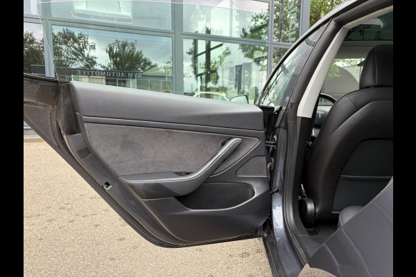 Tesla Model 3 Standard RWD Plus 60 kWh SOH 90%| VAN: 23.900,- VOOR: 22.330,- UW WKVOORDEEL: 1.570,- | FABRIEKSGARANTIE OP ACCU & AANDRIJFLIJN TOT 2028 OF 160.000 KM