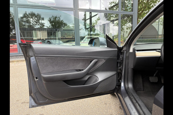 Tesla Model 3 Standard RWD Plus 60 kWh SOH 90%| VAN: 23.900,- VOOR: 22.330,- UW WKVOORDEEL: 1.570,- | FABRIEKSGARANTIE OP ACCU & AANDRIJFLIJN TOT 2028 OF 160.000 KM