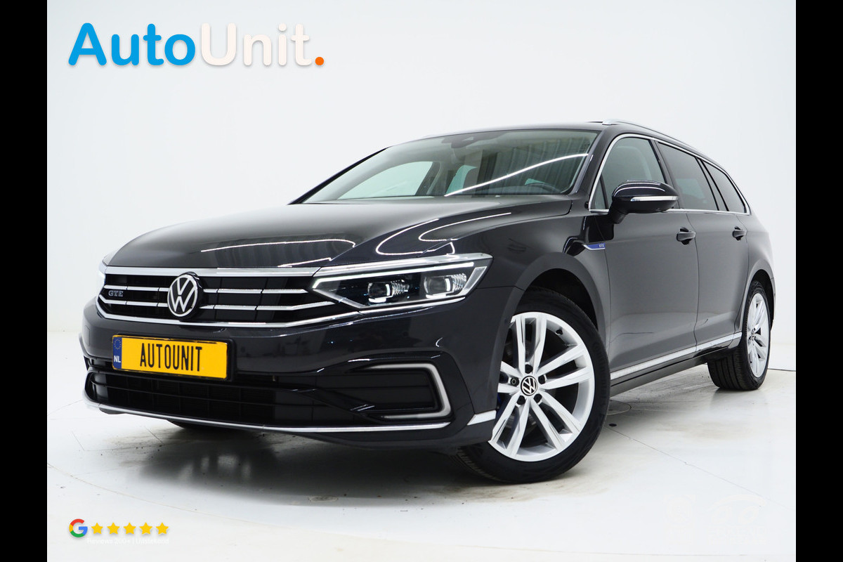 Volkswagen Passat Variant 1.4 TSI PHEV GTE | Panoramadak | Leder/Alcantara | Trekhaak | Massage | 360 | Sfeerlicht | Keyless