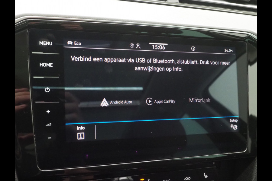 Volkswagen Passat Variant 1.4 TSI PHEV GTE | Panoramadak | Leder/Alcantara | Trekhaak | Massage | 360 | Sfeerlicht | Keyless