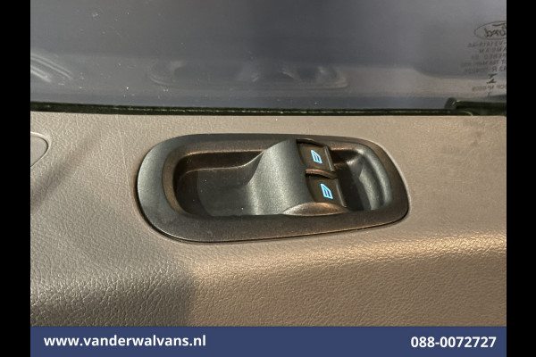 Ford Transit 2.0 TDCI 130pk Bakwagen Laadklep Euro6 Airco | Cruisecontrol | Verwarmde voorruit Bijrijdersbank