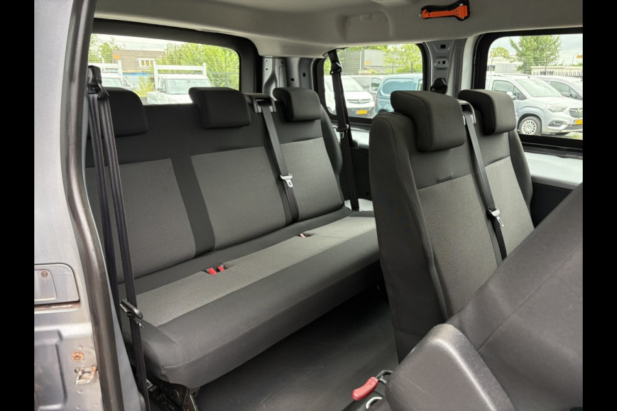 Peugeot e-Expert 50 kWh 9-persoons | airco | carplay | excl. BTW