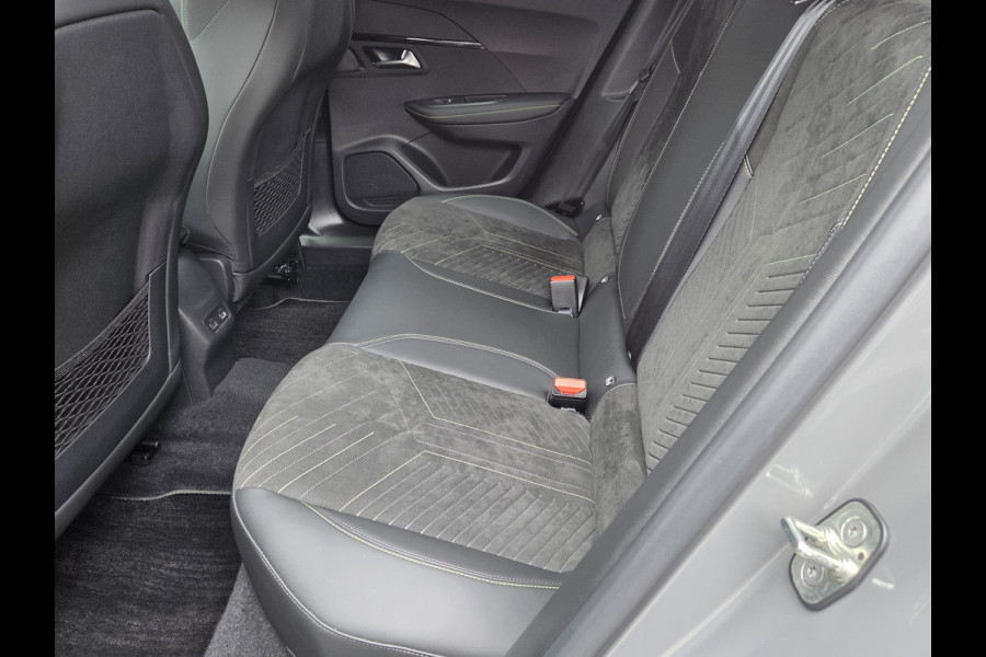 Peugeot 2008 1.2 automaat PureTech 130 GT uitvoering 1e eigenaar !!!
