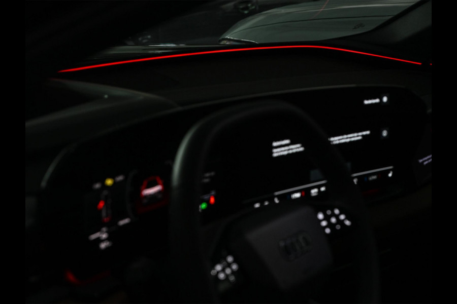 Audi Q6 e-tron Launch edition 83 kWh | Panoramadak | 360 Camera | B&O | HUD | Luchtvering | Ambiance Interieur | Stuur- Stoelverwarming | Memory Seats |