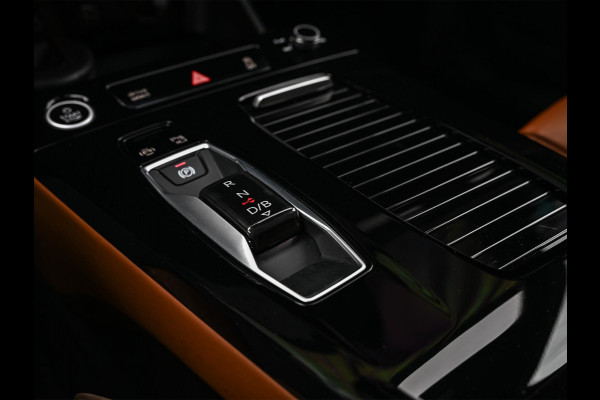 Audi Q6 e-tron Launch edition 83 kWh | Panoramadak | 360 Camera | B&O | HUD | Luchtvering | Ambiance Interieur | Stuur- Stoelverwarming | Memory Seats |