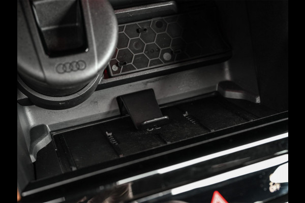 Audi Q6 e-tron Launch edition 83 kWh | Panoramadak | 360 Camera | B&O | HUD | Luchtvering | Ambiance Interieur | Stuur- Stoelverwarming | Memory Seats |
