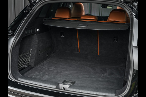 Audi Q6 e-tron Launch edition 83 kWh | Panoramadak | 360 Camera | B&O | HUD | Luchtvering | Ambiance Interieur | Stuur- Stoelverwarming | Memory Seats |