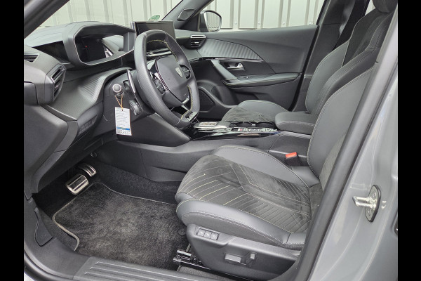 Peugeot 2008 1.2 automaat PureTech 130 GT uitvoering 1e eigenaar !!!