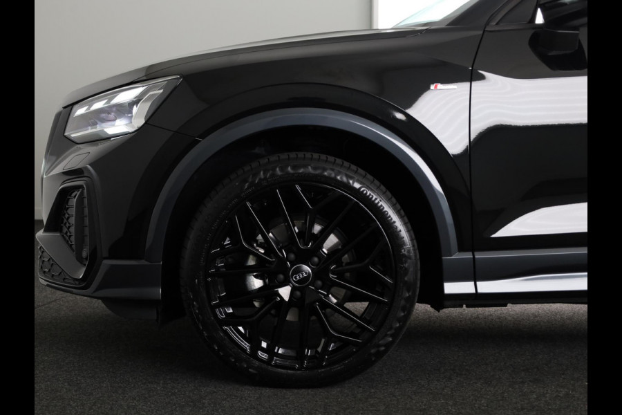 Audi Q2 35 TFSI S Edition | Optiek pakket zwart plus | Privacy glas | Stoelverwarming voorin | Audi Soundsysteem |