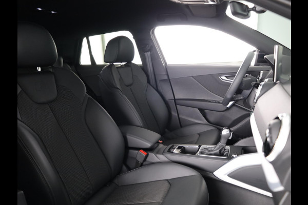 Audi Q2 35 TFSI S Edition | Optiek pakket zwart plus | Privacy glas | Stoelverwarming voorin | Audi Soundsysteem |