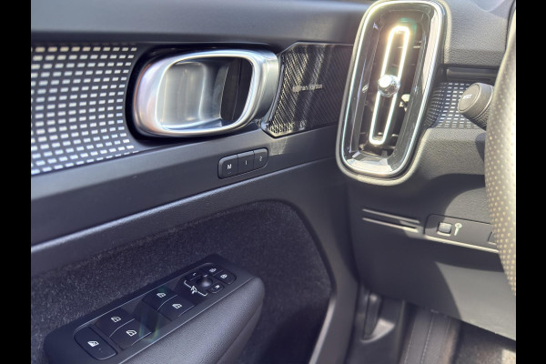 Volvo XC40 2.0 D3 R-Design | Camera | Led | 19 "| Leder |  Panoramadak | Trekhaak | Geheugen |