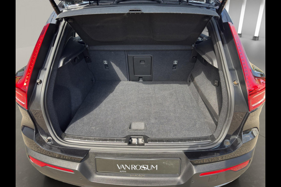 Volvo XC40 2.0 D3 R-Design | Camera | Led | 19 "| Leder |  Panoramadak | Trekhaak | Geheugen |