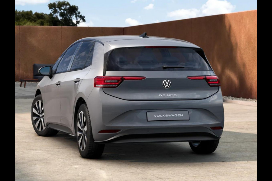 Volkswagen ID.3 Life 50 kWh accu 125 kW / 170 PK Hatchback Elektri Achteruitrijcamera | Carplay