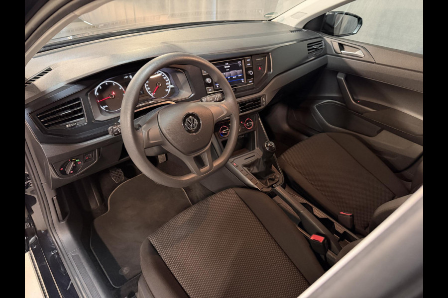 Volkswagen Polo 1.0 MPI Comfortline Business 5DRS 16"/Airco/Regen & Lichtsensor/Centrale vergrendeling/Bluetooth