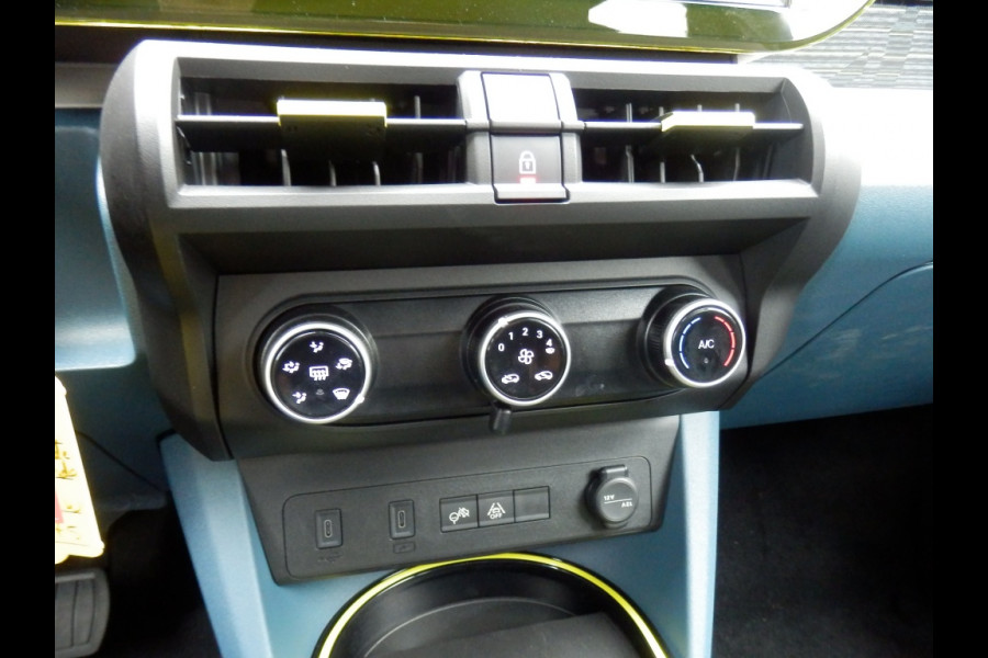 Fiat Grande Panda 1.2 Hybrid ICON