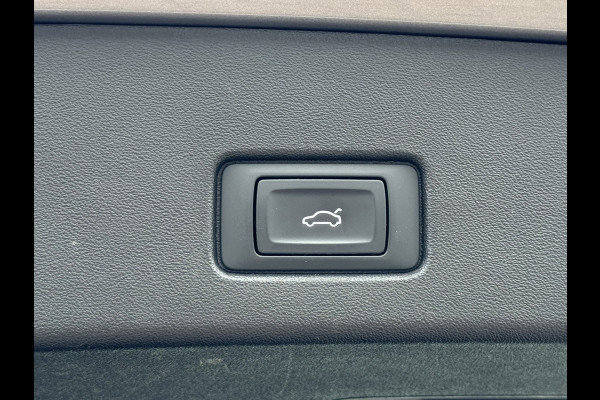 Audi Q4 e-tron 35 Launch edition 55 kWh SOH 91% Navi Carplay Leder Stoelverw All-Season banden PDC V+A Clima