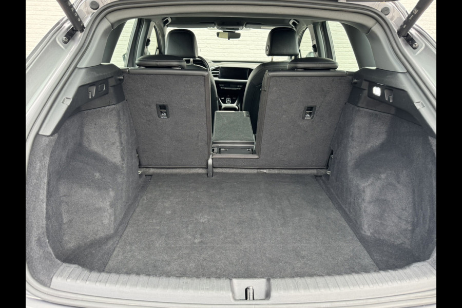 Audi Q4 e-tron 35 Launch edition 55 kWh SOH 91% Navi Carplay Leder Stoelverw All-Season banden PDC V+A Clima
